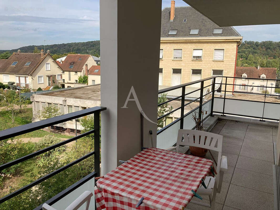 Appartement à BURES-SUR-YVETTE