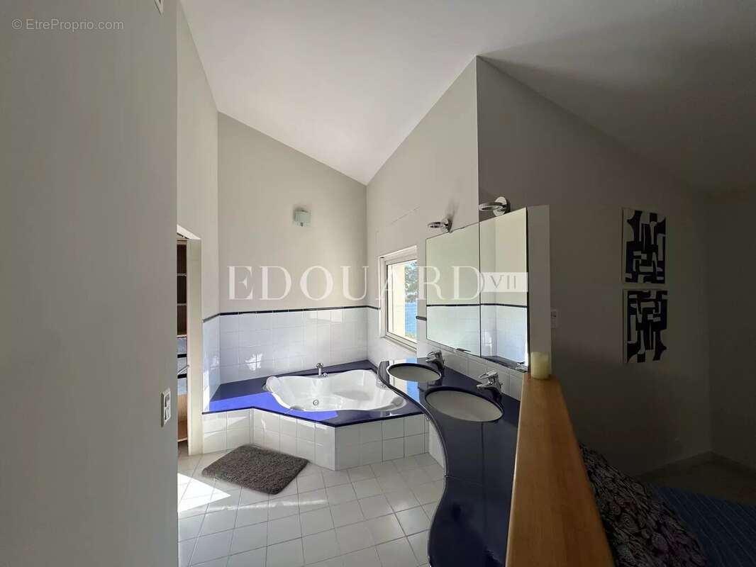 Maison à ROQUEBRUNE-CAP-MARTIN