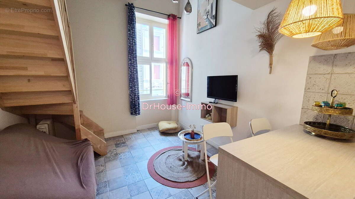 Appartement 26 m² à Marseille-10e  - photo 2