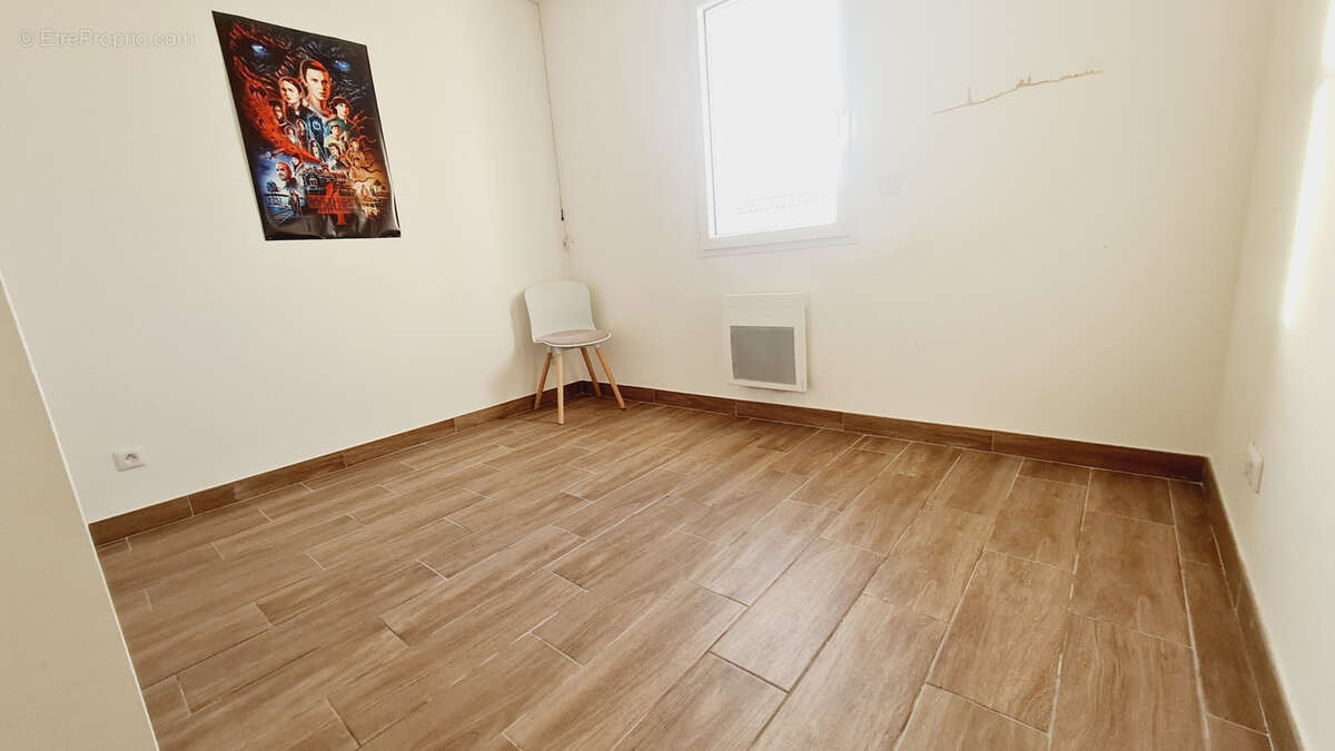 Maison à PUGET-SUR-ARGENS