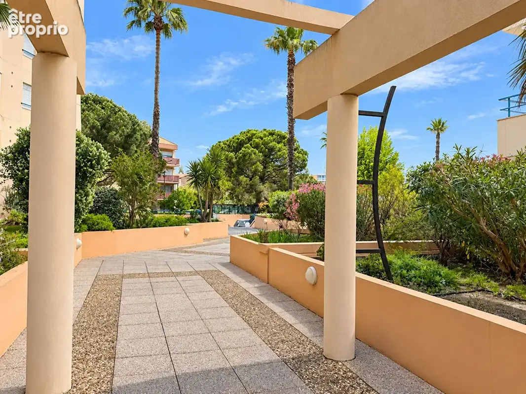 Fréjus Plage À pied des plages, piscine, terrasse et parking privatif - photo 13