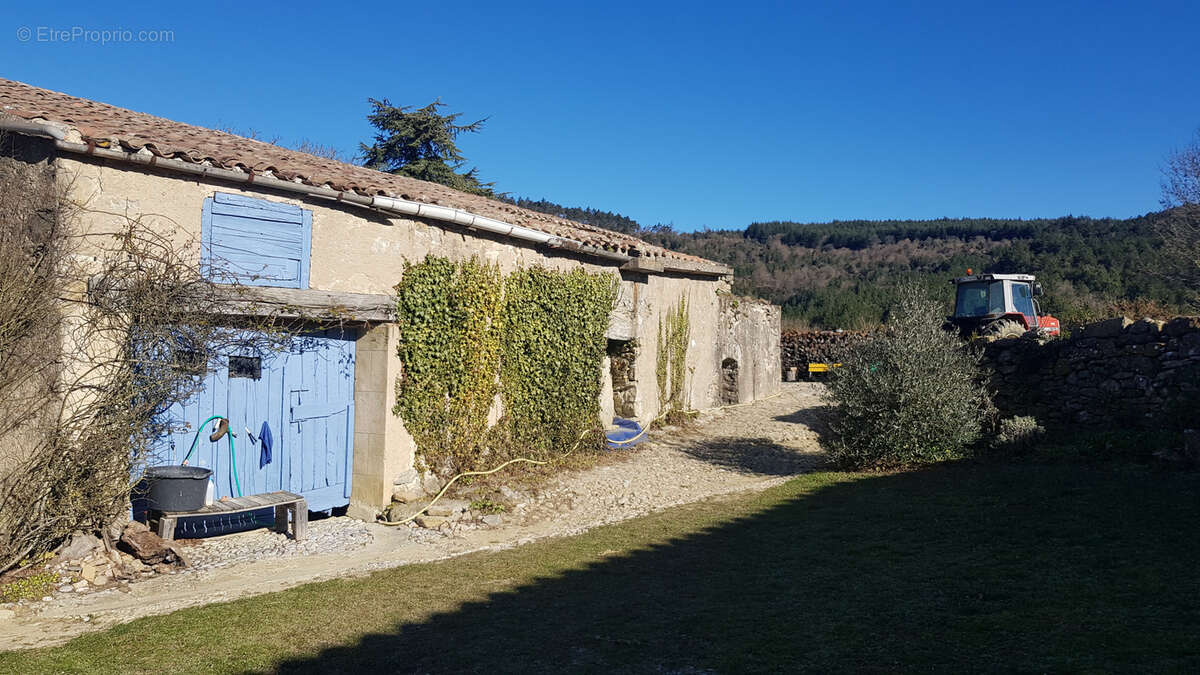 Maison à CLERMONT-SUR-LAUQUET