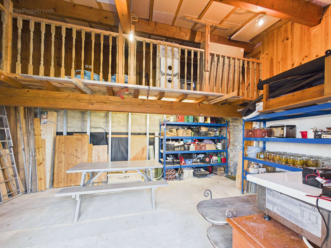 Maison à SAINT-BASILE