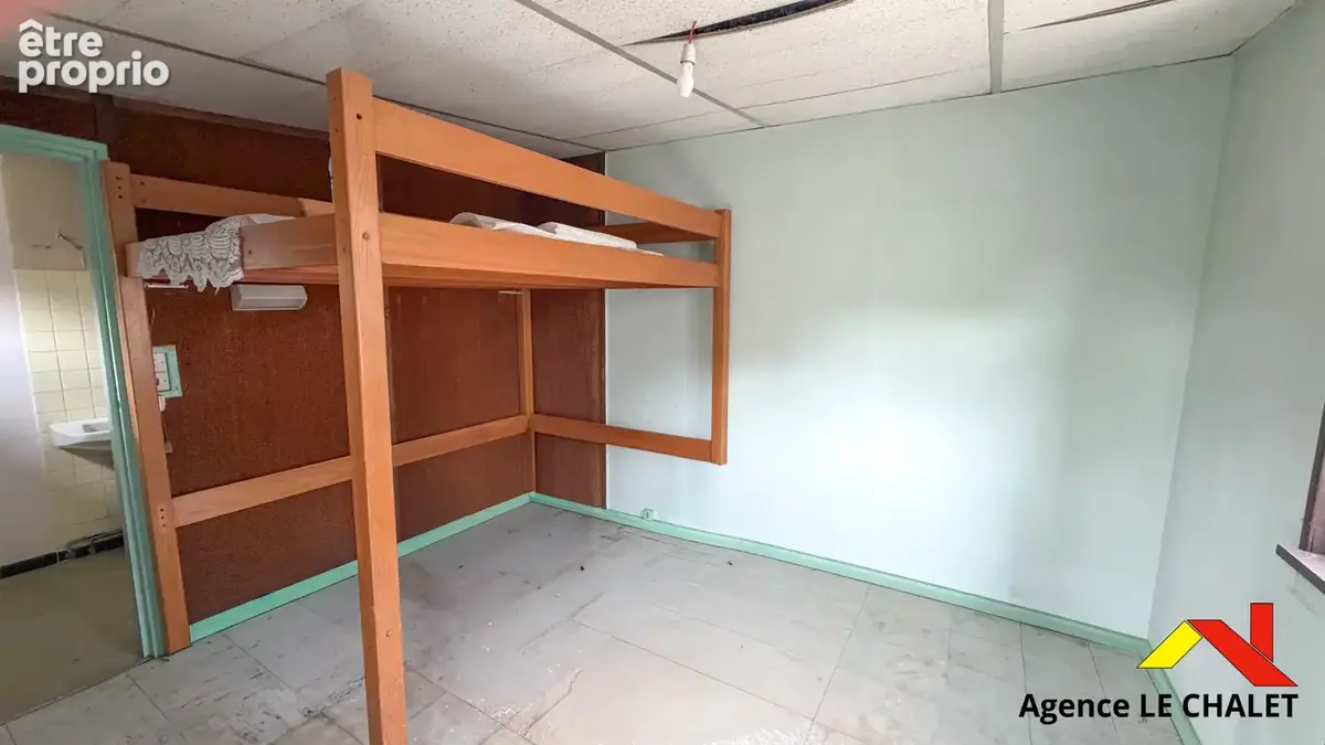 Villeneuve-le-Roi / Pavillon 3 pièces de 65 m² avec dépendance, ateliers et grand jardin - photo 11