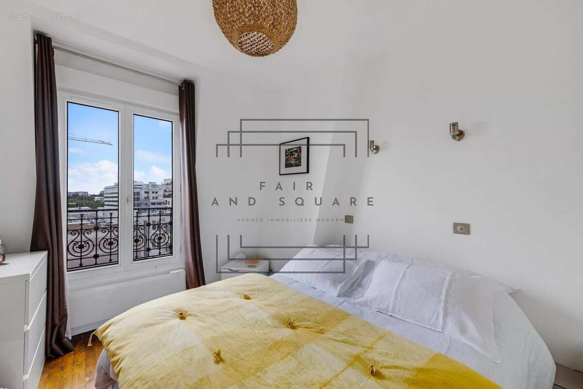 Appartement à NEUILLY-SUR-SEINE