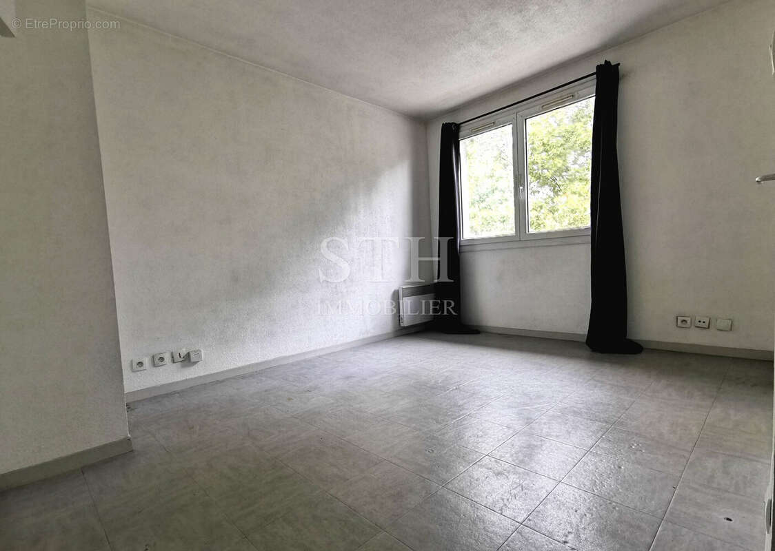 Appartement à ISSY-LES-MOULINEAUX