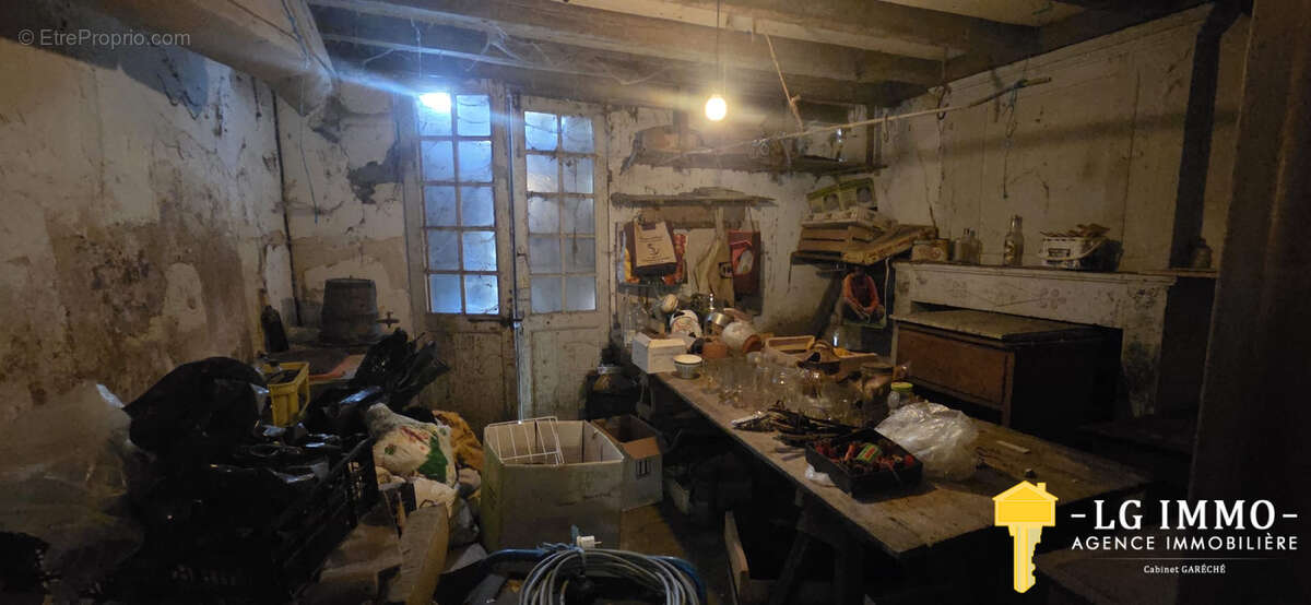 Maison à MORTAGNE-SUR-GIRONDE