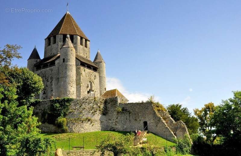 Terrain à PROVINS