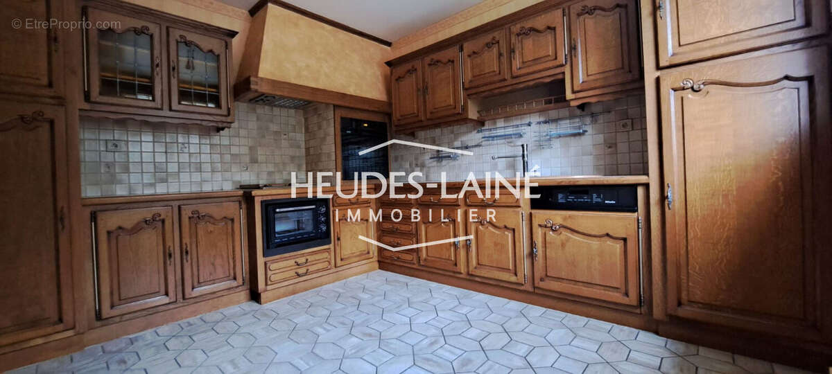 Maison à LE TEILLEUL