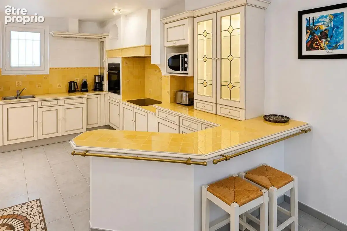 Maison de charme de 9 pièces de 250 m² à Vernou-la-Celle - photo 5