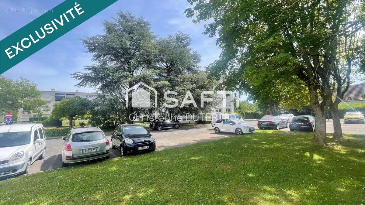 Appartement 74 m² à Saint-Jean-De-La-Ruelle  - photo 4