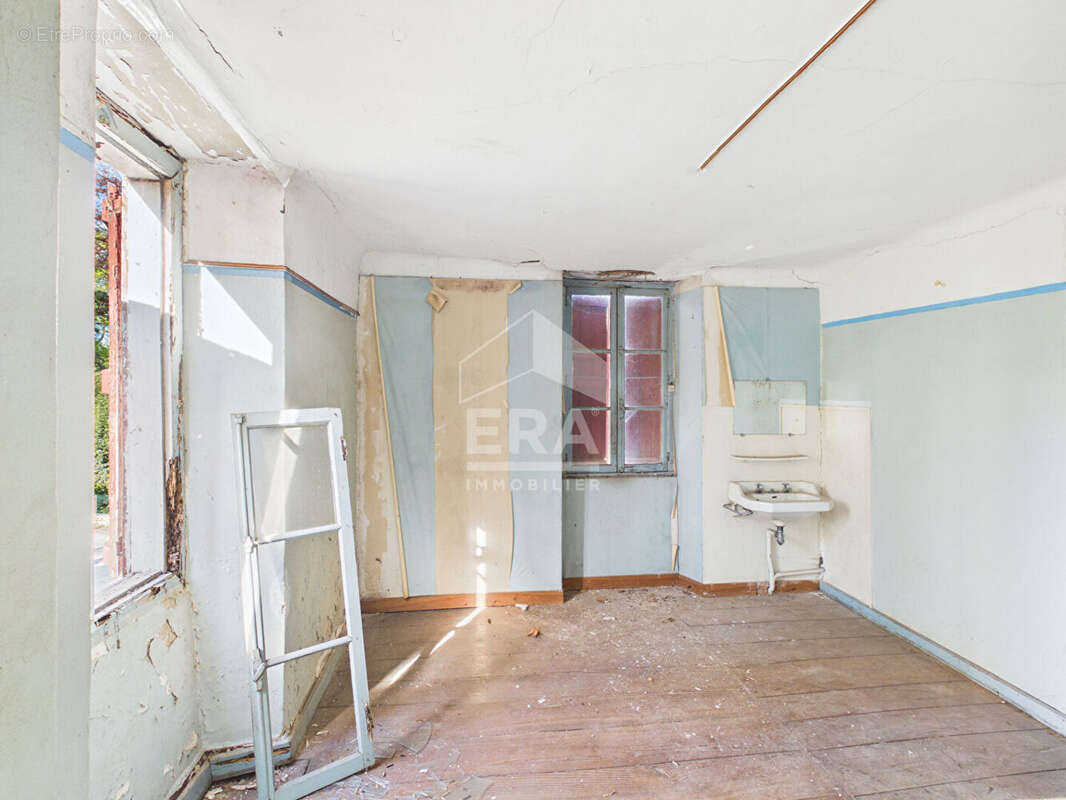 Cambo-Les-Bains - Vente Appartement 5 pièces - Travaux à prévoir - photo 6