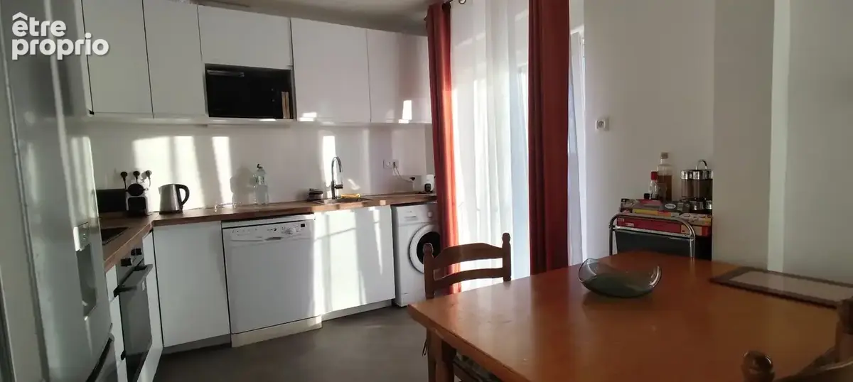 À VENDRE   T2 de 47,49 m2 avec loggia, local privatif et cav - photo 2