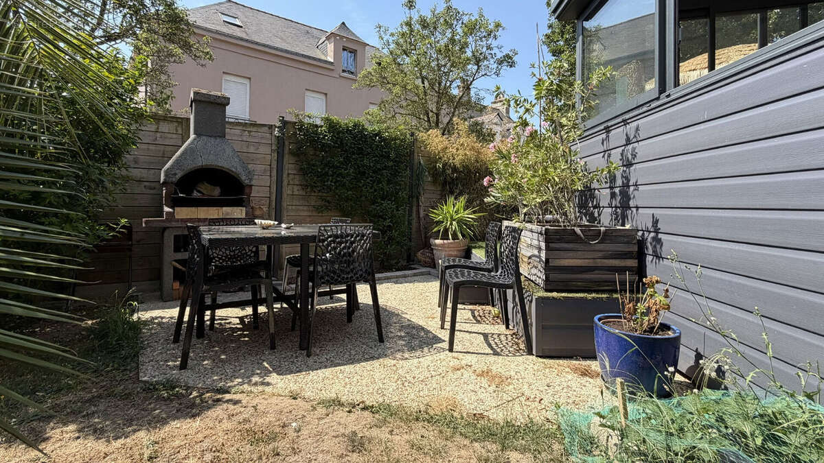 Montoir de Bretagne Bourg Maison 177 m² Garage Piscine - photo 7