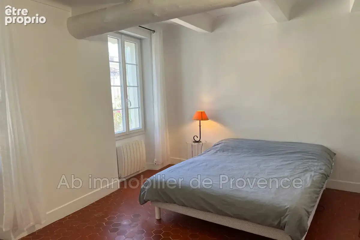 Maison 236 m² à Lauris  - photo 9