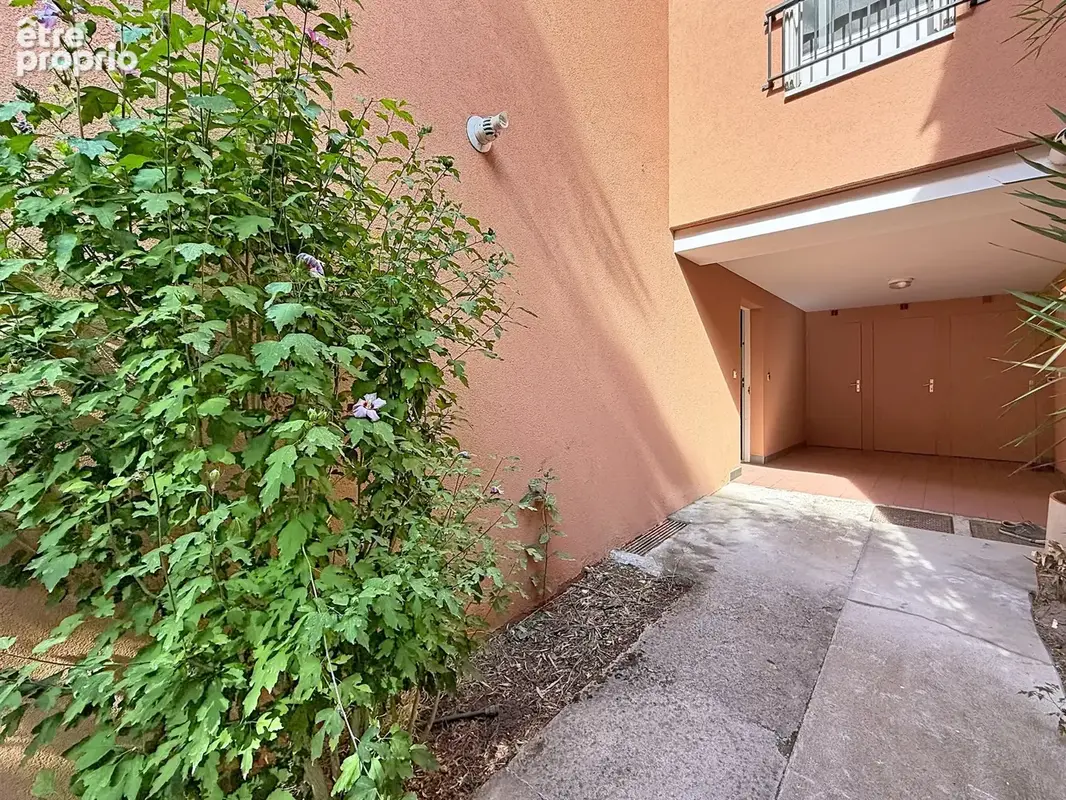 Sophia Antipolis (Valbonne), spacieux duplex 3 pièces au calme avec jardin - photo 8