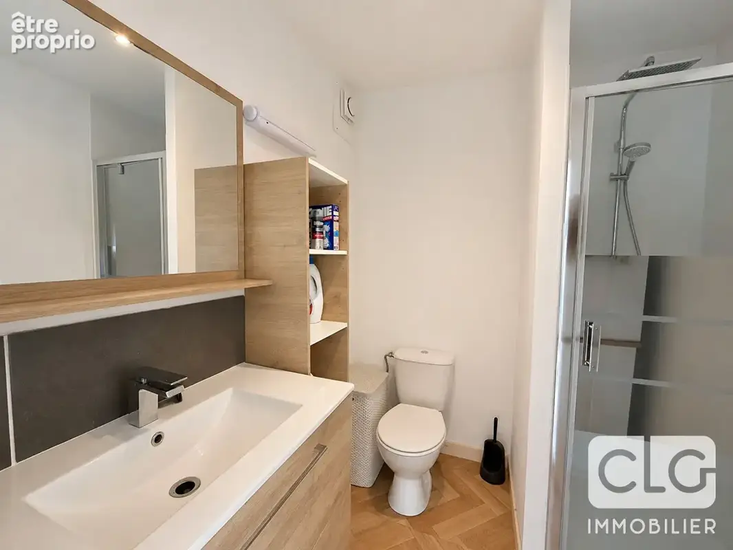 Maison Saint Evarzec 8 pièce(s) 255.95 m2 (dont 1 2 pièces et 1 studio) - photo 20