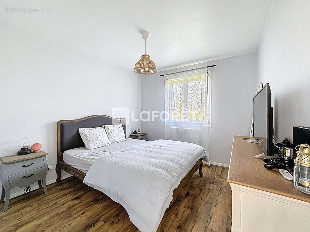 Maison à SAINT-JEAN-DE-THURIGNEUX