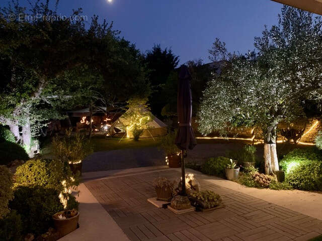 Maison à ENTRECHAUX