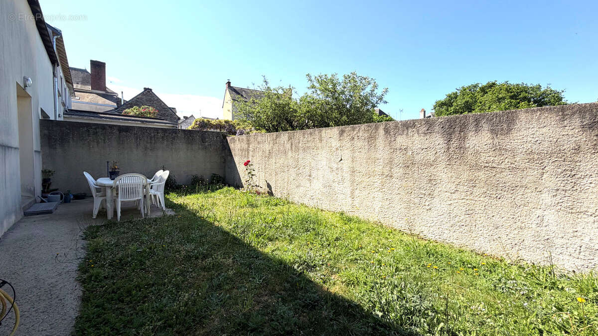Maison à LA POUEZE