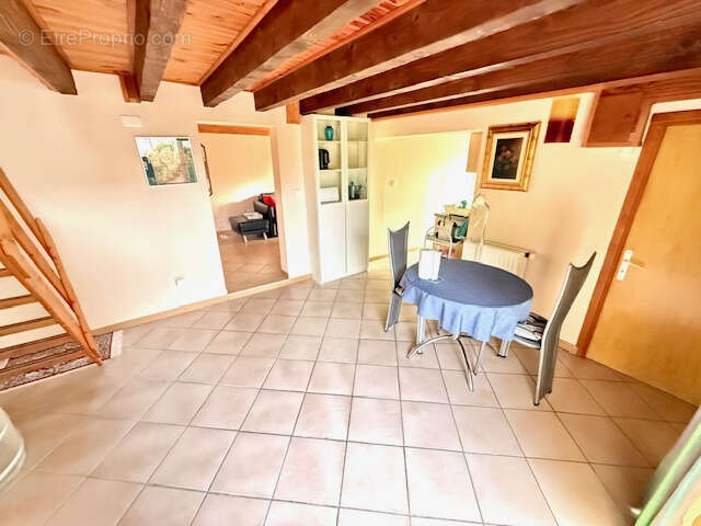 Maison à SEGNY