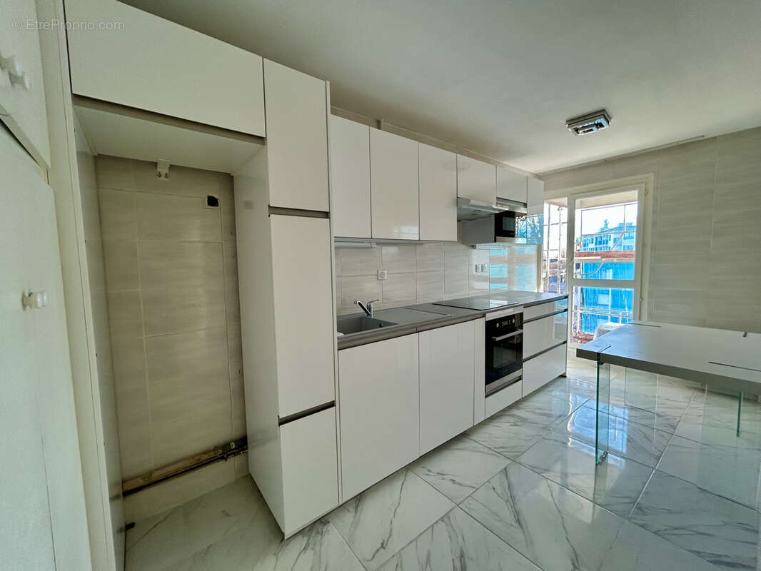 Appartement à MEYTHET