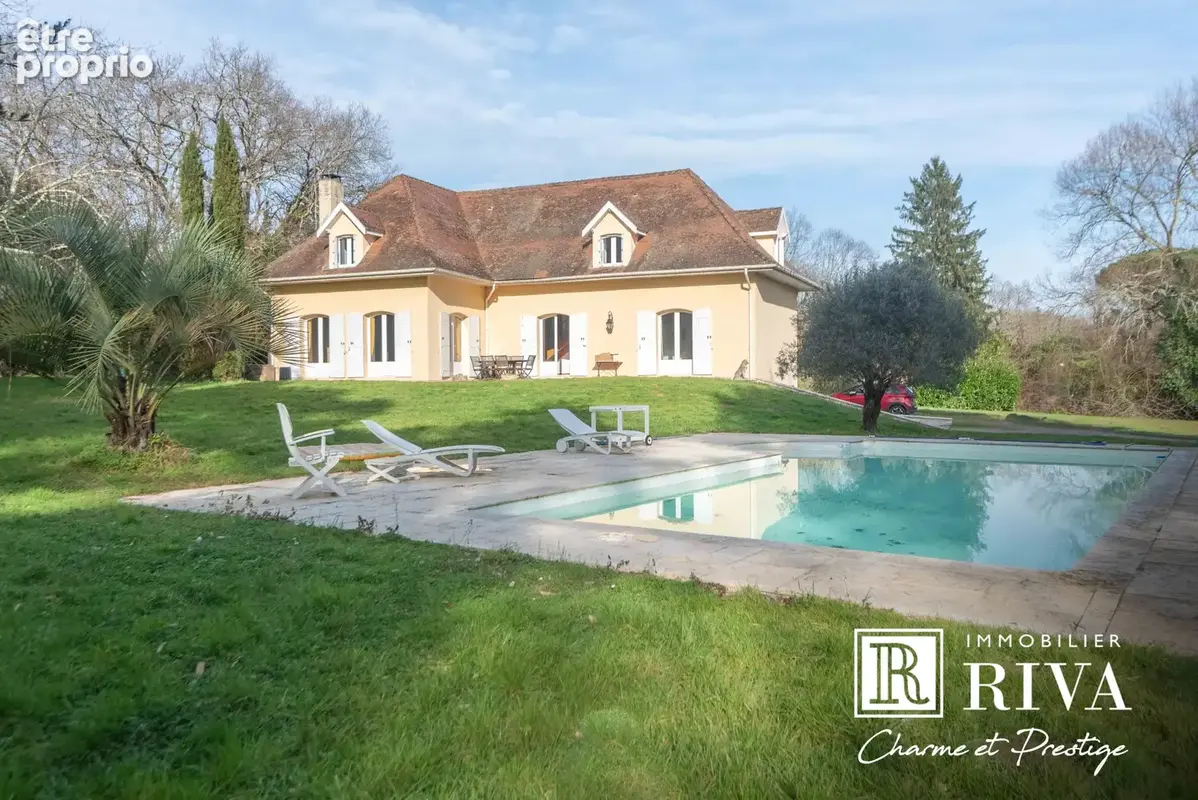 Maison à LATRESNE