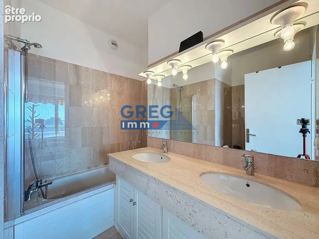 Appartement en Duplex 4 pièces à Villeneuve-Loubet plage, Ma - photo 13