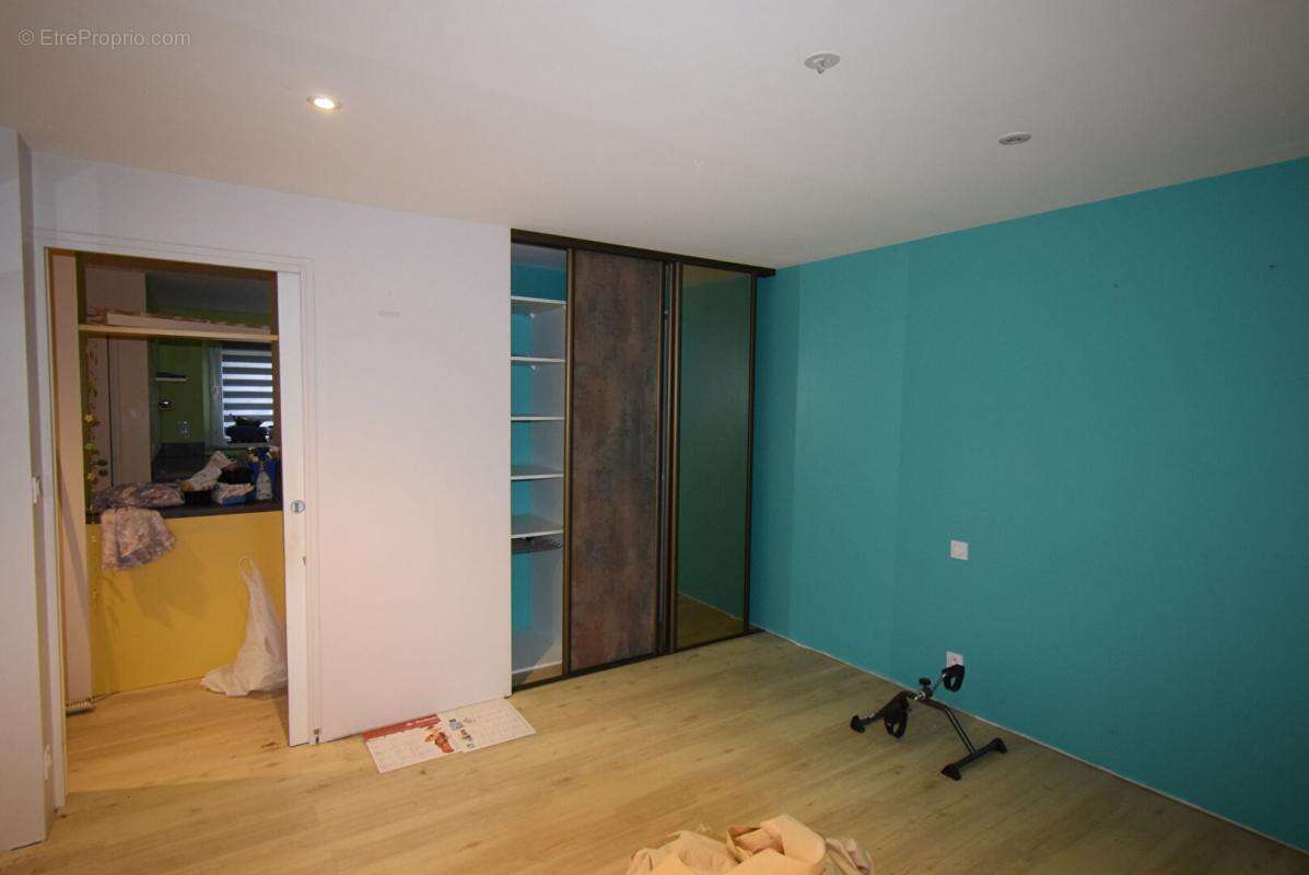 Appartement à MELLAC