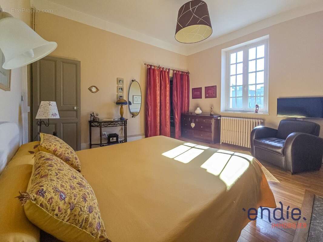 Appartement à MOULINS