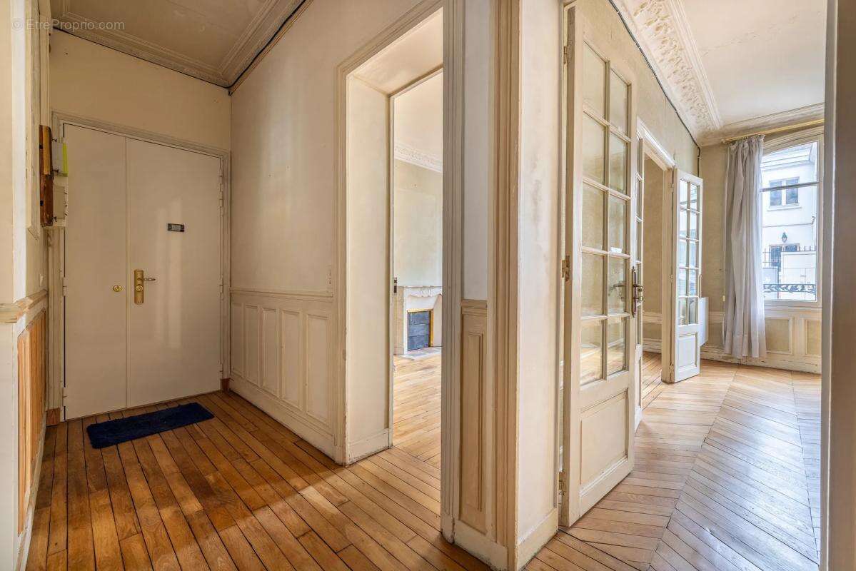 Appartement à BOULOGNE-BILLANCOURT
