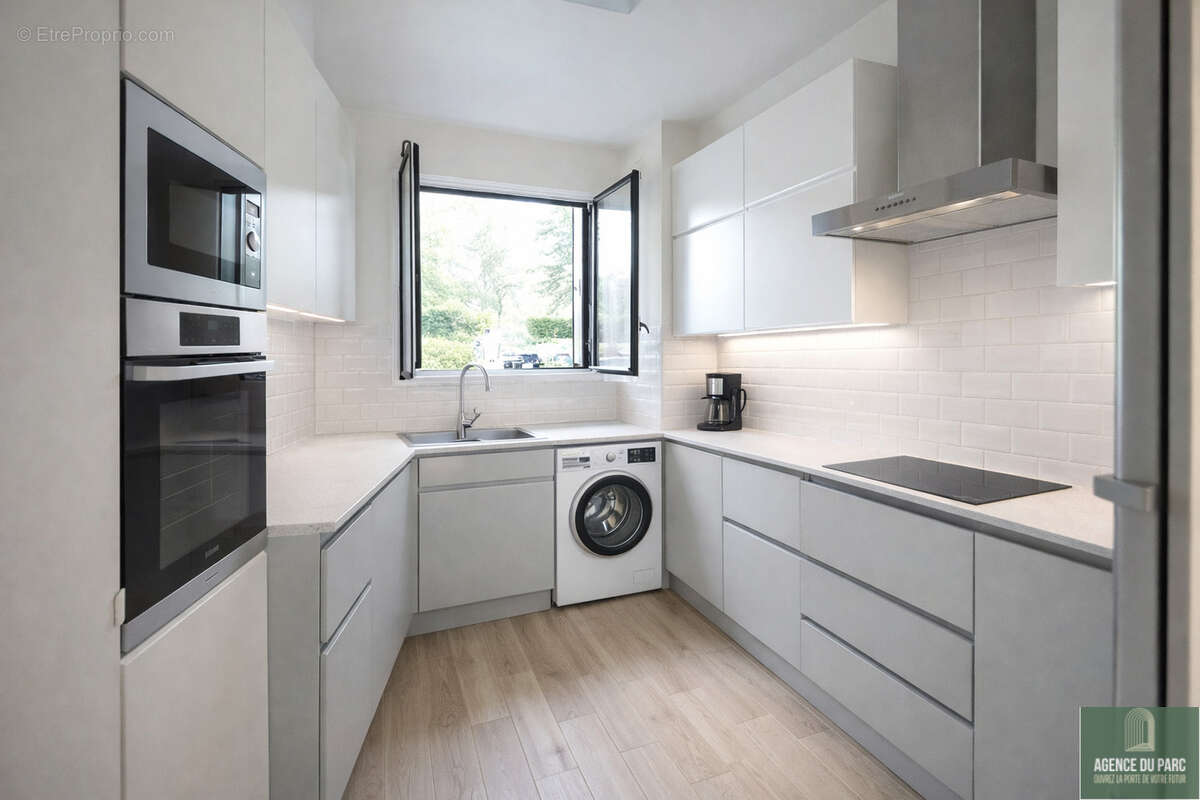 Appartement à VILLE-D'AVRAY