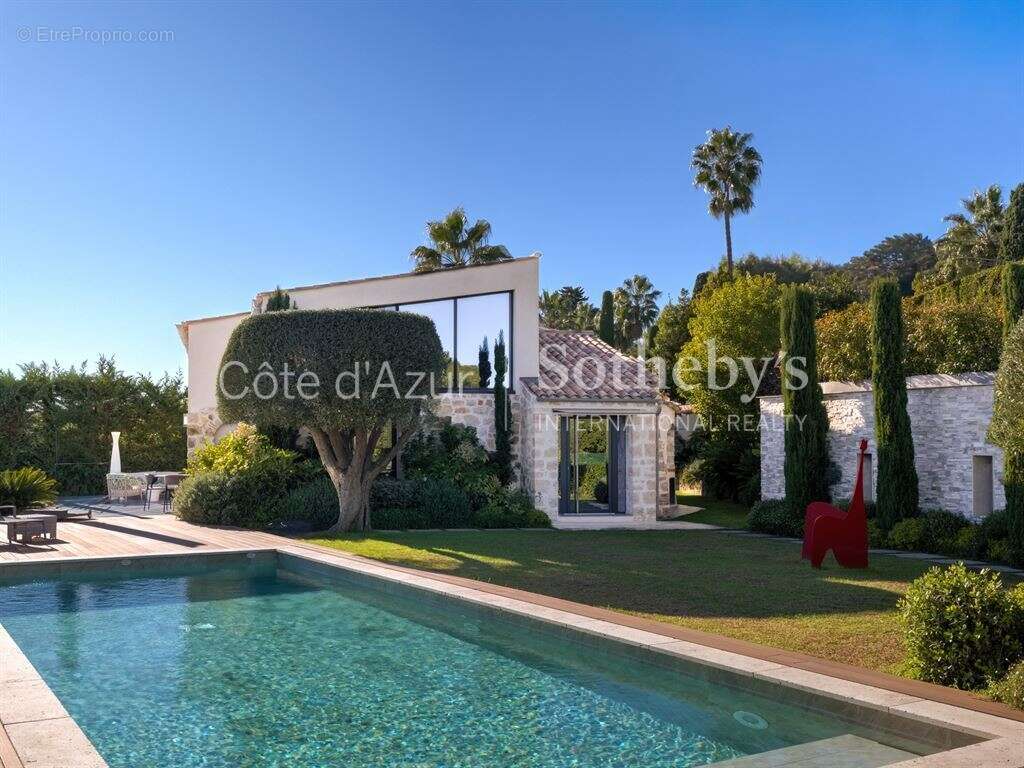 Villa contemporaine avec vue mer panoramique à Cannes Eden, Côte d’Azur - photo 18