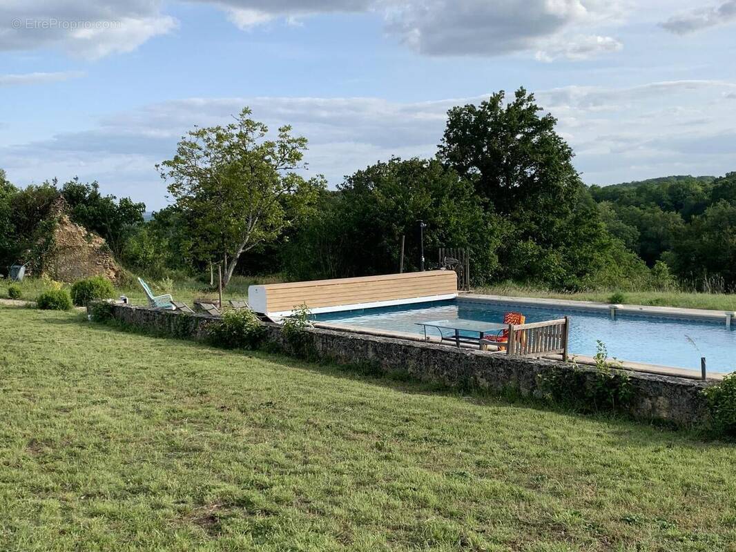 IMG4864 - Maison à SAVIGNAC-DE-MIREMONT