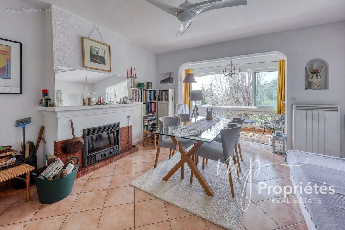 Appartement à RAYOL-CANADEL-SUR-MER