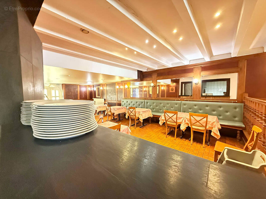 Commerce à MONCEL-LES-LUNEVILLE