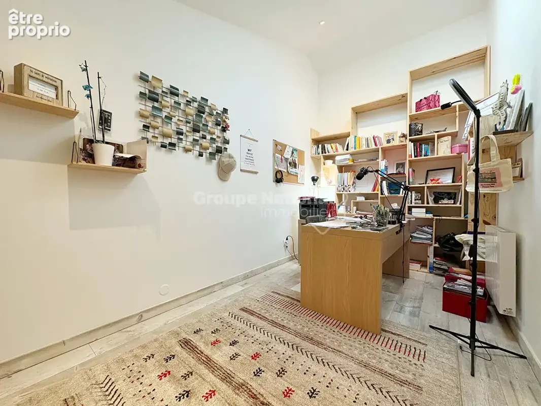 Maison de ville - 161 m²  - Coeur du village d'Eyguières - photo 12
