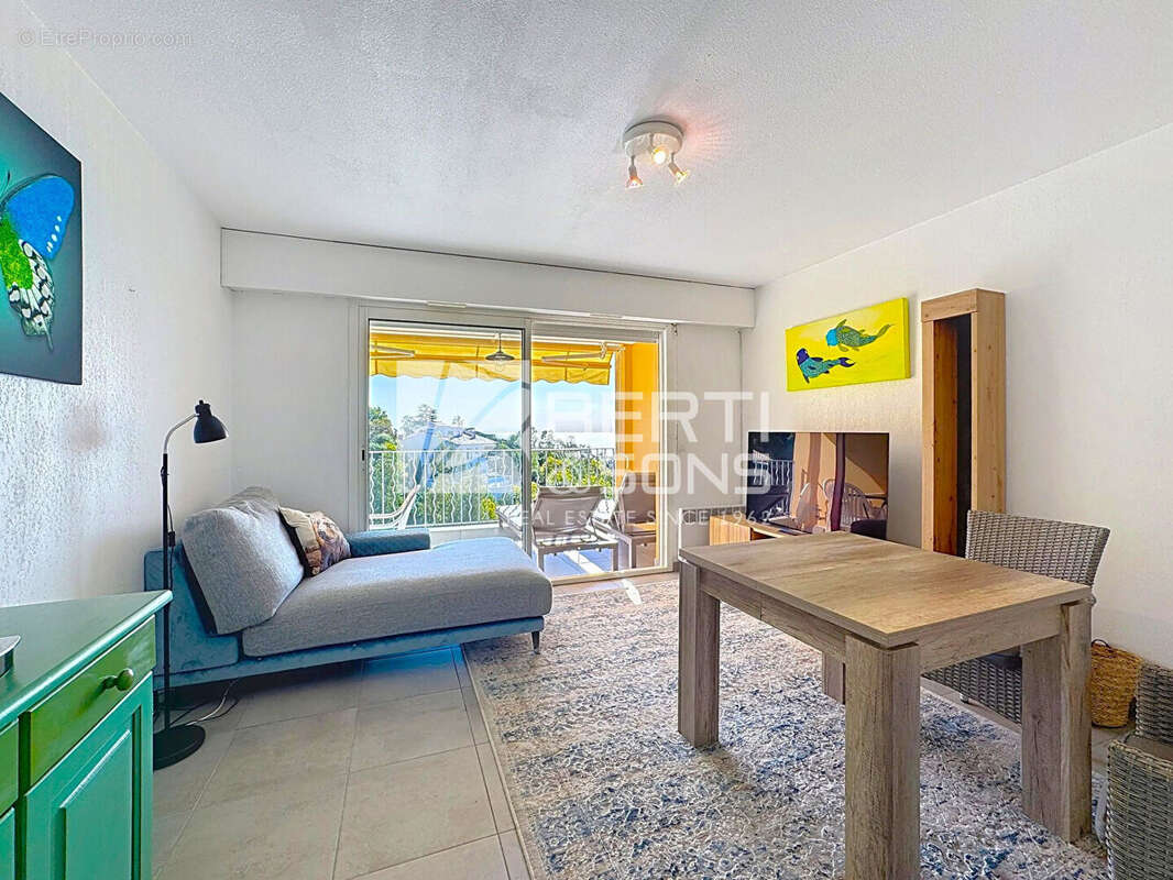 Appartement à THEOULE-SUR-MER