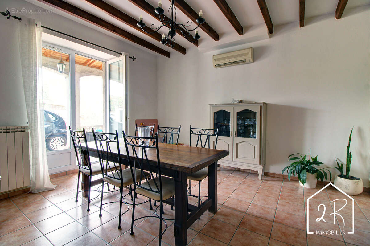 Maison à TERNAY