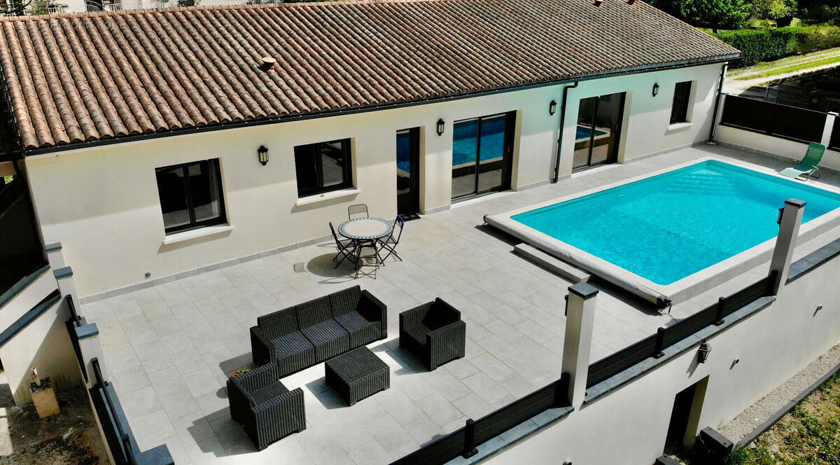 Maison à TROIS-PALIS