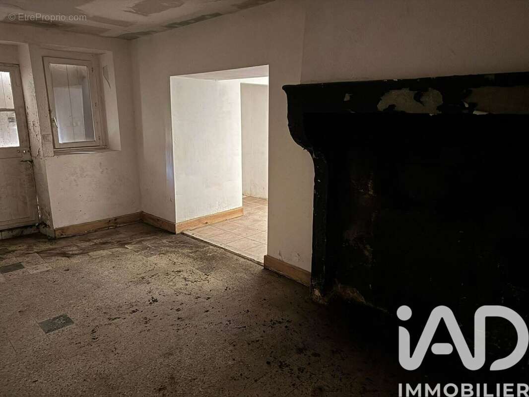 Maison 184 m² à La Chapelle-Saint-Andre  - photo 6