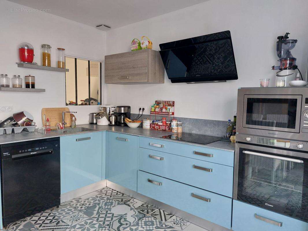 Maison à SAVIGNE-L'EVEQUE