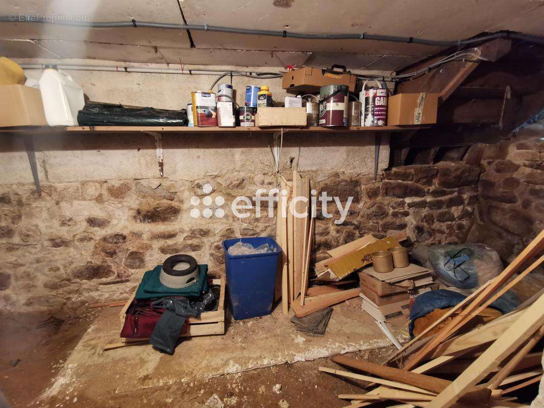 Maison à JUVIGNY-LE-TERTRE