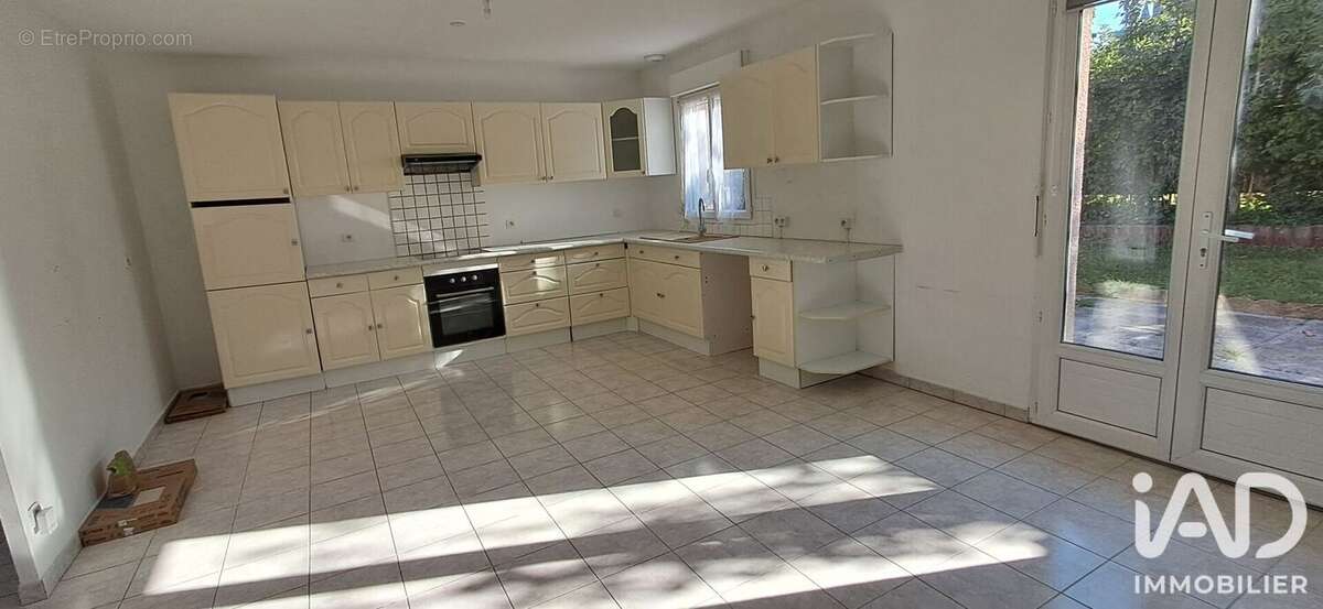 Maison 87 m² à Louvroil  - photo 9