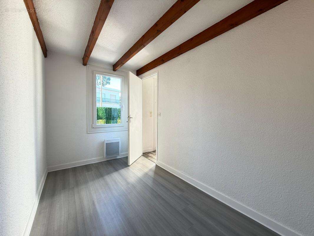 Maison à VAUX-SUR-MER