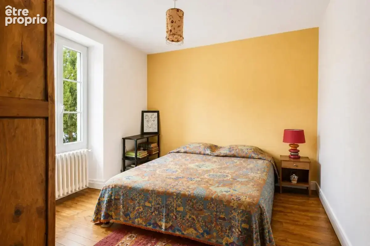 Maison pierre 141 m², piscine intérieure, 2 500 m² - Saint-Symphorien - photo 7