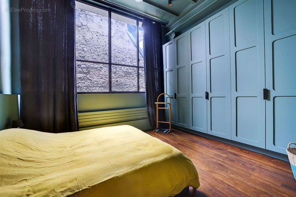 Appartement à PARIS-11E