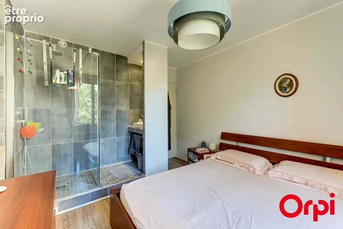 Appartement À Vendre T5 avec cave et place de stationnement - photo 17