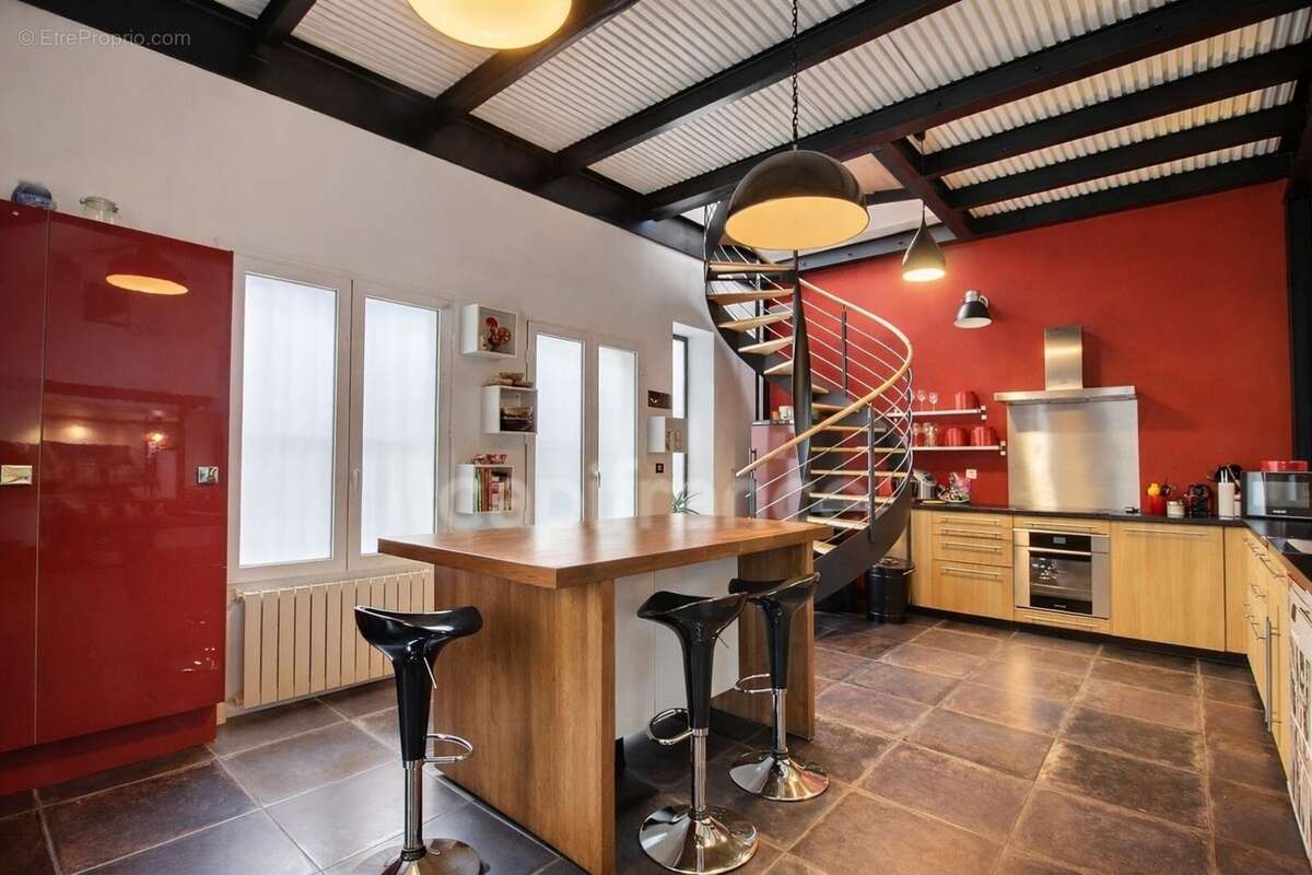 Loft contemporain 202 m² – quartier bergères  portes de la défense - terrasse 25 m² – parking - photo 6