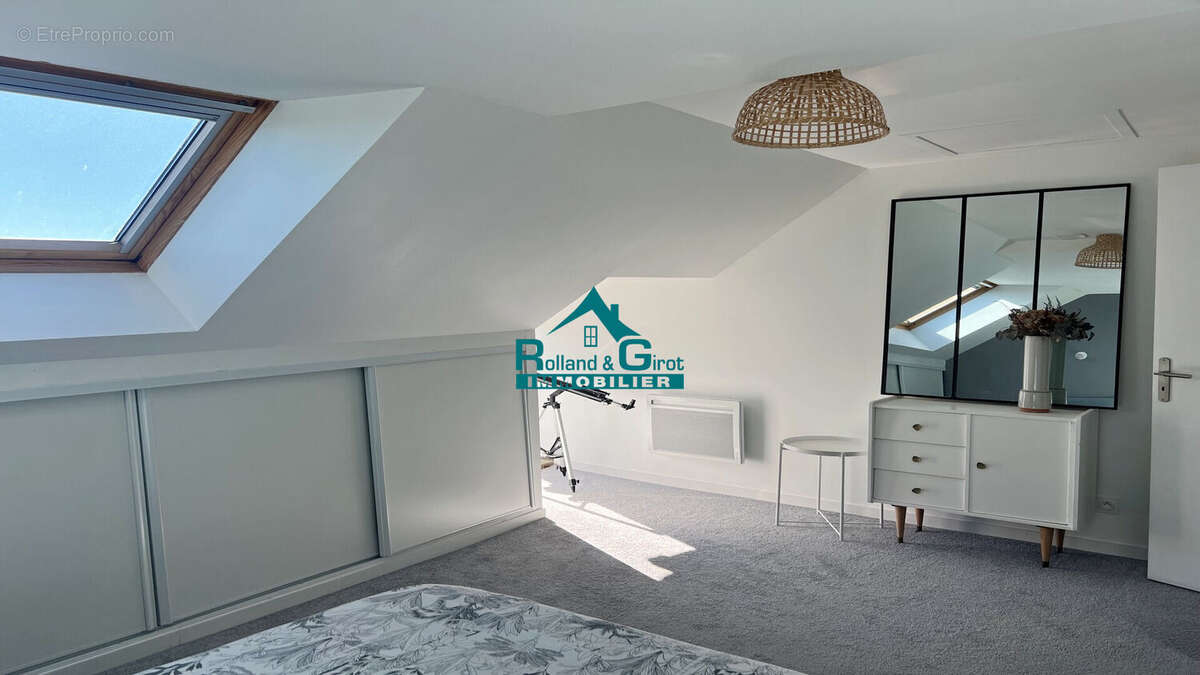 Maison à SAINT-MEDARD-SUR-ILLE